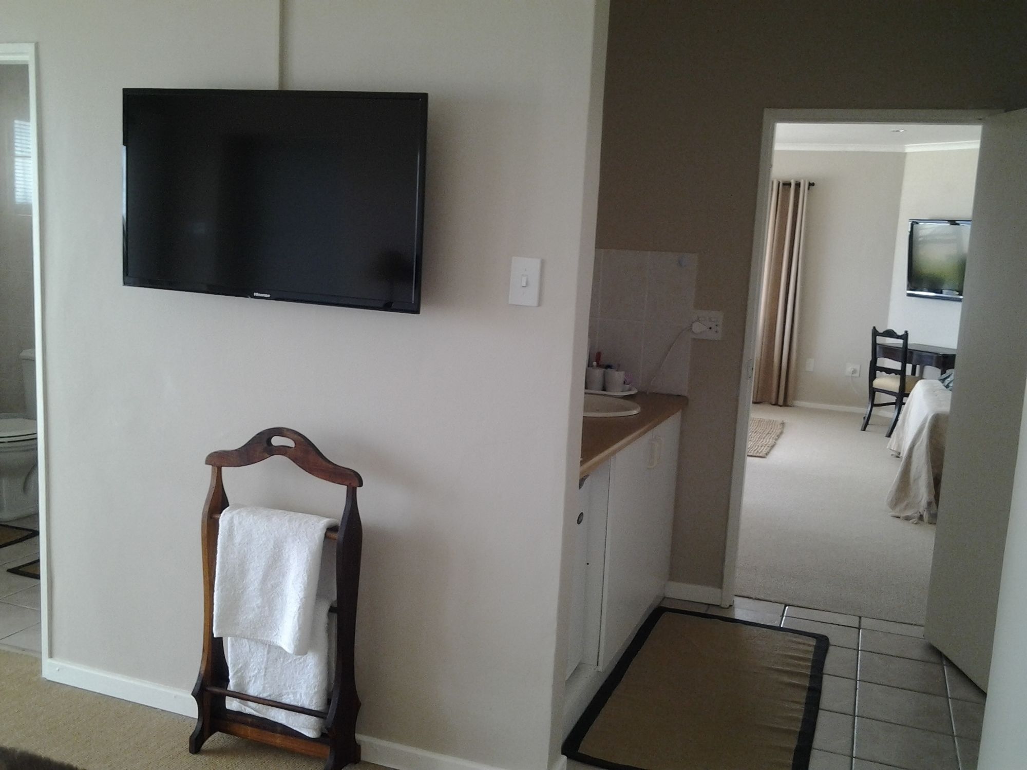 Beaumonte Guesthouse Херманус Экстерьер фото